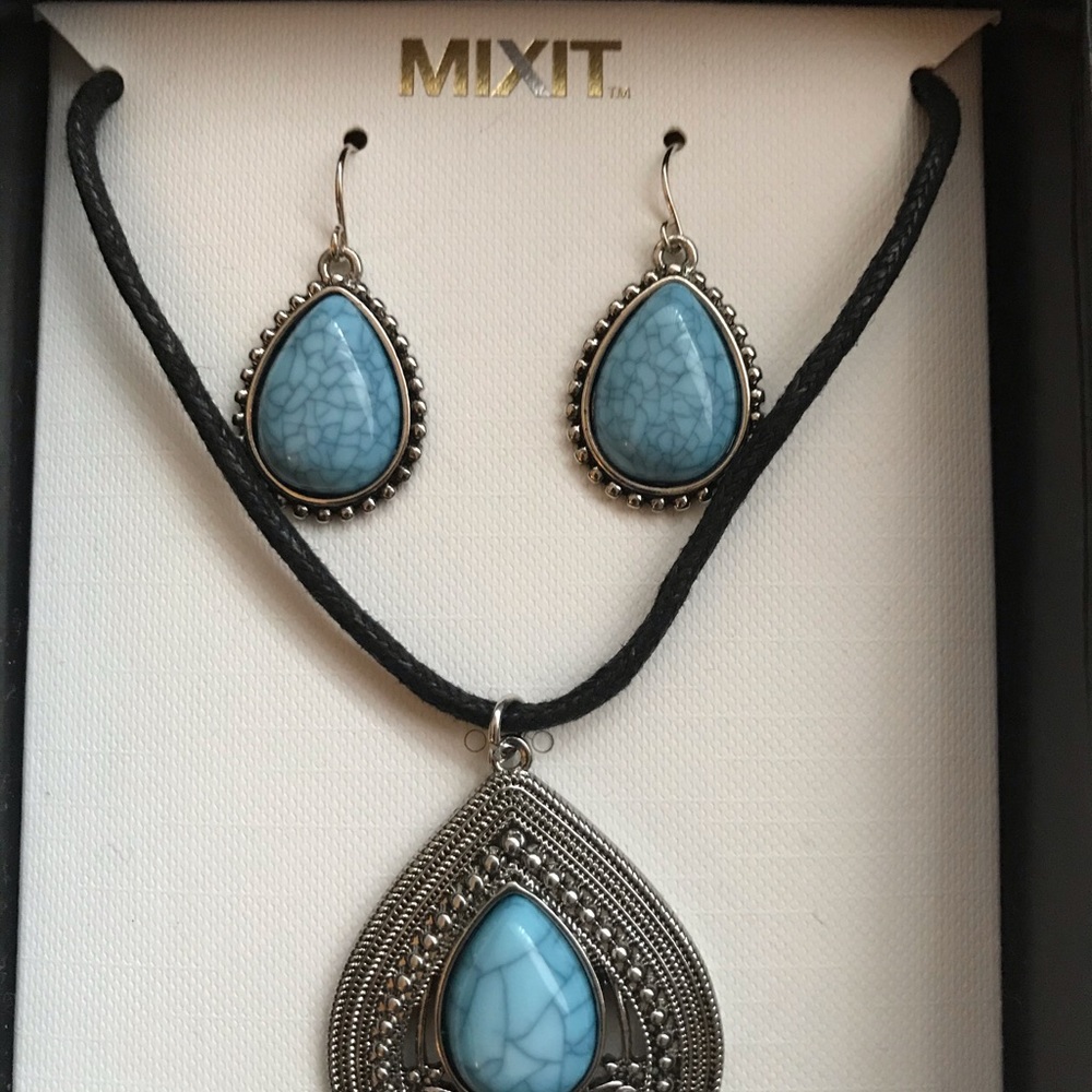 Turquoise jewelry set